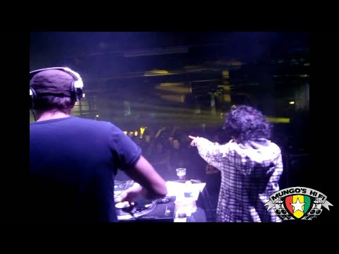 Mungo's Hi Fi featuring Soom T