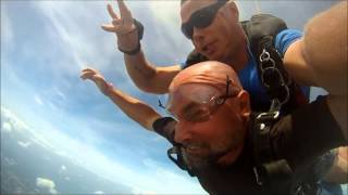preview picture of video 'Skydive Atlanta - 27 April 2014 - GoPro Hero'