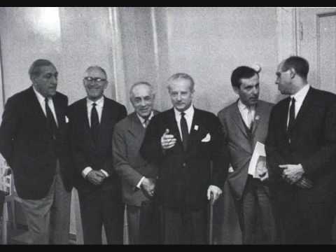 Gaspar Cassadó playing