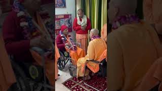 HH Radhanath Maharaj comes to meet HH Radha Govind Das Goswami Maharaj in Sri Vrindavan Dham