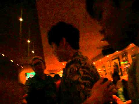 Fancam 140409 M-tiful at Hard Rock Coffee