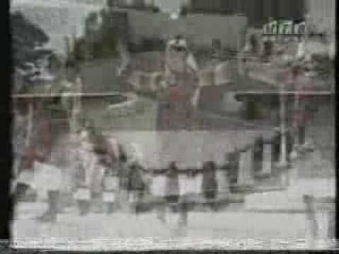 Macedonian women's dance - Nevestinsko oro