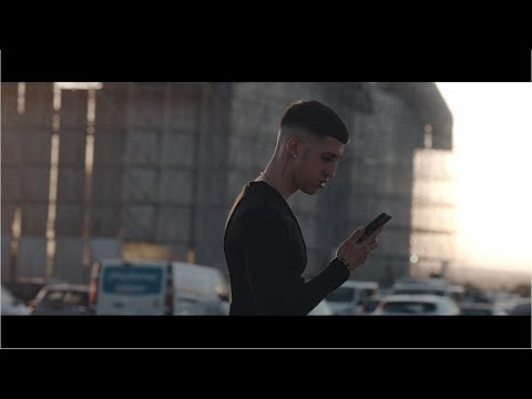 Love Yi - Ese Bobo (Video Oficial)