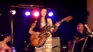 Kitty Daisy &amp; Lewis - Buggin&#39;  Blues - SUNDAY BEST   RECORD COMPANY -