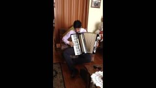 Video thumbnail for HOHNER VERDI III M, 120 bajos. by Chileacordeon por Paulo Aravena