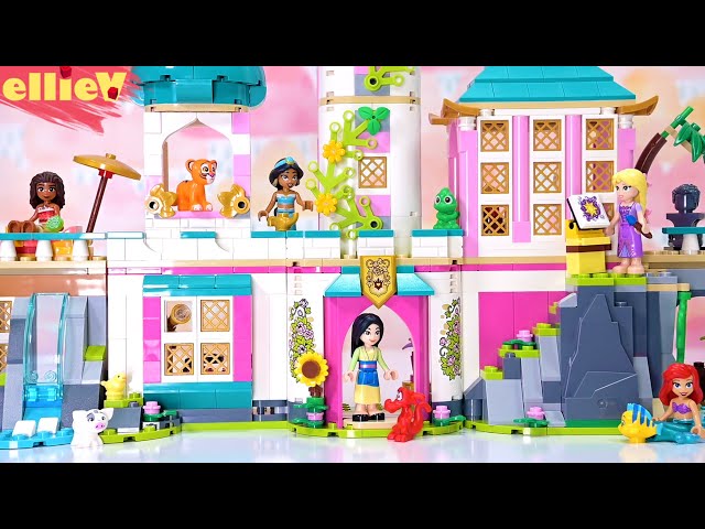 Vídeo relacionado con LEGO | Disney Castillo de Las Princesas y Mascotas Reales - Juguete Modular Detallado - Mini Muñecas de Rapulzel, Ariel, Vaiana, Jasmine y Mulán y Animales - Regalo para Niñas de 6+ Años 43267