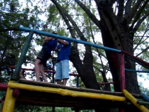 ESCUELA ERNESTO BANCALARI -Francisco en tirolesa -
