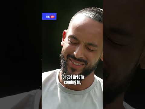 Van Persie & Aaron Ramsey nearly had a fight 🥊