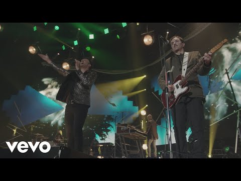Video thumbnail for El Microbito (Pastel – En Vivo)