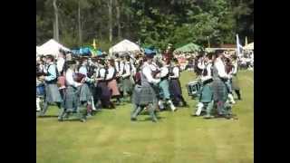 preview picture of video '2014 Ligonier Highland Games # 4 Opening Ceremony All Bands'