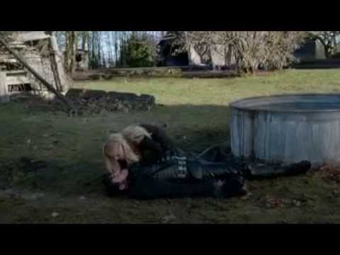 Emma saves hook from drowning 3X20 ouat