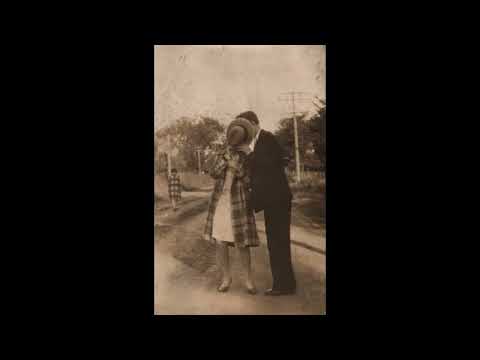 With Plenty Of Money And You - Hal Kemp & His Orchestra (w Skinny Ennis) (1936)