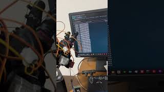ポテンショメータで1次元的な指追跡