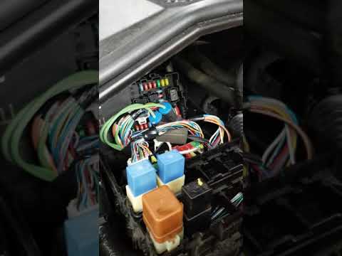 2011 Nissan Titan Mystery Tow Light Guaranteed FIX!