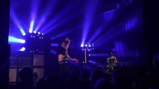Japandroids "Arc of Bar" 2-24-17 Union Transfer