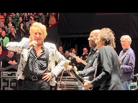 Infatuation - Rod Stewart, Ronnie Wood, Eric Clapton - Jeff Beck Tribute - London - 22nd May 2023