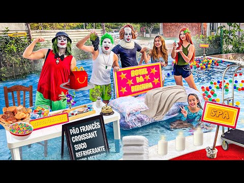 TRANSFORMAMOS NOSSA PISCINA EM UM HOTEL DE LUXO 5 ESTRELAS - CANAL DA BELINHA