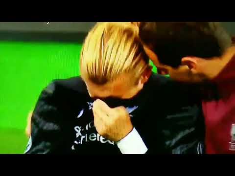 Karius cries after being defeated by Real Madrid in the UCL Final