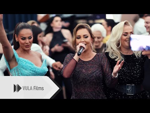 Teuta Selimi ne dasmen e vellaut ✨✨✨