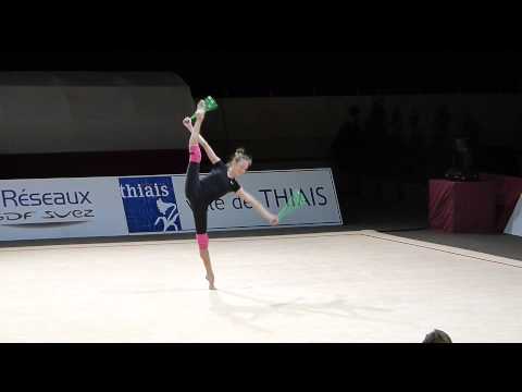 Arina HAROPA Massues Grand Prix de Thiais 2014 entraînement