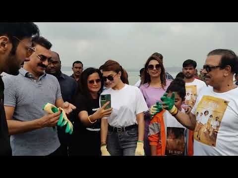 Jacqueline Fernandes Morning Beach Cleaning at versova Beach |