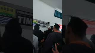 Download lagu Suasana stadion GBLA Hari ini, Persib vs Persija ditunda mp3