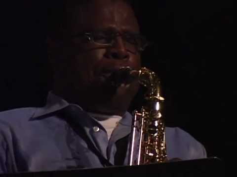 Antonio Hart: Solo for the highest ground