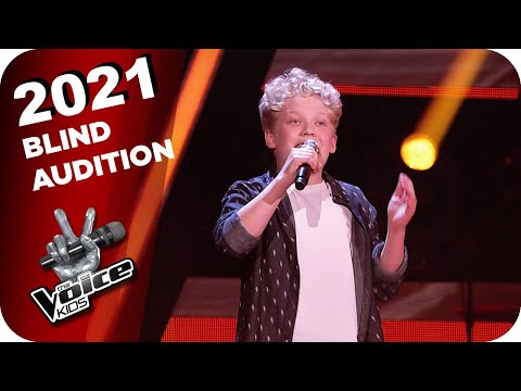 Disney - Supercalifragilisticexpialigetisch (Michel) | The Voice Kids 2021 | Blind Auditions