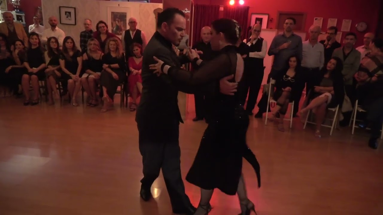 Video thumbnail for Agustin Agnez y Barbara Ferreya 18.11.2023 2.3 Humillacion - Juan D'Arienzo y Héctor Mauré