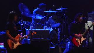 The Breeders - Shocker in Gloomtown (Guided by Voices) - Santa Ana