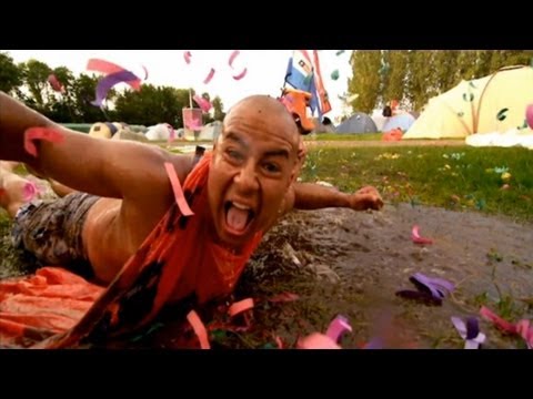 Dirtcaps & The Million Plan - Money On My Mind (Defqon.1 2012 Bonus DVD Video)