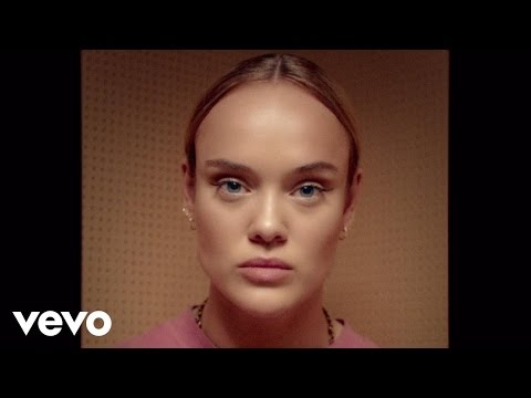 Amanda Winberg - Goodbye