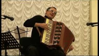 Small French Valtz Renzo Ruggieri (accordion) in Russia, S.-Petersburg, 2009