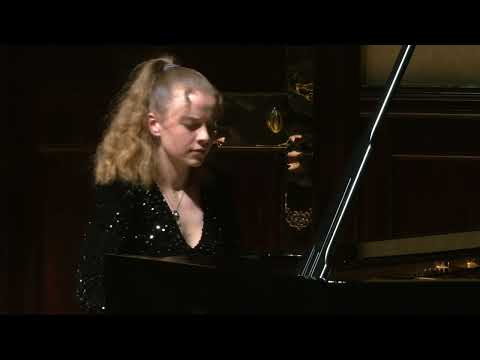 Elisabeth Brauss performs Mozart Piano Sonata in A minor K310 at Wigmore Hall on 24 January 2022. Thumbnail