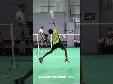 13yr boy VS 15yr boy 👌🏻💯🔥 |  #shorts  #badminton #tricks