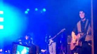 Jonas Brothers-Grandfather-ROXY