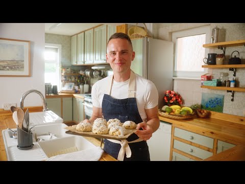 Britain's Capital of Cake: Episode 4 - Scarborough to Whitby