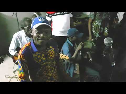 Noël A Akyekoi Avec Séka Marius - Min Bin Sin Bin
