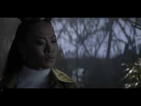 Batwoman 3x06 Sneak Peek #2 "Batwing and Batwoman vs Mary , Fight scene" (HD)