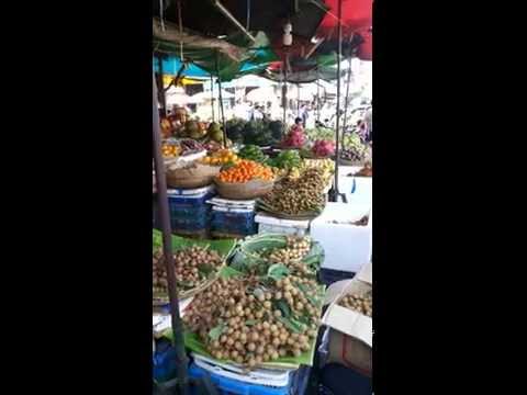 Kandal Market (Phsar Kandal) in Phnom Penh, Cambodia