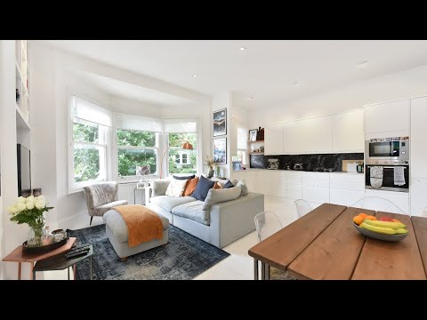 Inside this 2 bedroom Victorian duplex apartment | Anderson Rose