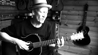 Sportin' Life Blues on a Martin CEO7