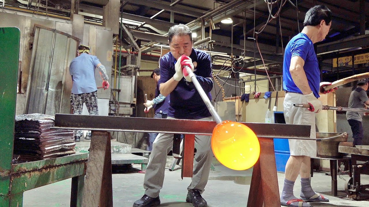 Old Glass Master's Factory in Korea. Large Glass Bottle Manufacturing Process