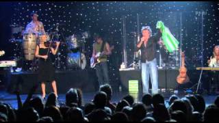 Rod Stewart Live from Nokia Times Square 2006-You&#39;re in my heart.