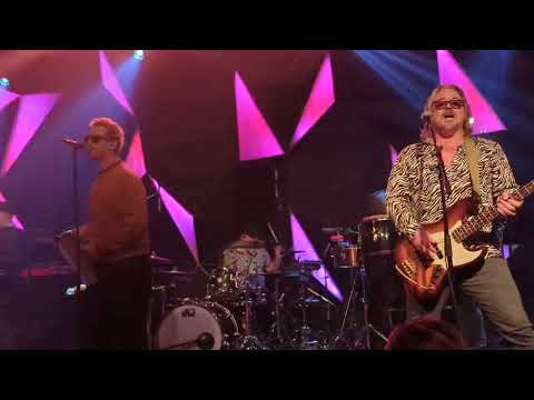 Los Amigos Invisibles - Mal Pensada (En vivo 15 de Abril de 2023, Brooklyn, New York, USA)