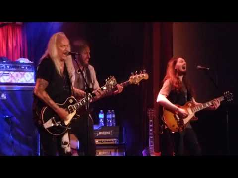 BLACKFOOT Left Turn On a Red Light LIVE BB Kings Nov. 15, 2016
