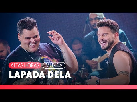Less is More and Matheus Fernandes rock Altas Horas with 'Lapada Dela'! | Altas Horas | TV Globo