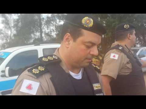 Patos Hoje Exclusivo - Momento em que Hugo é preso saindo do meio do mato