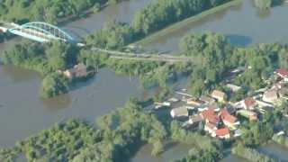 preview picture of video 'Halle Saale Hochwasser 2013 Röpzig + Röpziger Brücke [05.06.2013]'