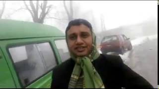preview picture of video 'Snow Falling in Murree (Ayubia) | Changla Point way to Ayubia Murree | Barfbari of Murree'